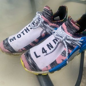 adidas NMD Hu
Pharrell Solar Pack Mother